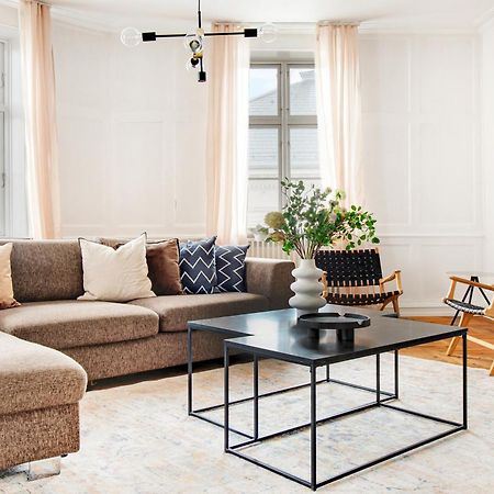 Sanders Square - Spacious Six-Bedroom Apartment Near Amalienborg Kopenhagen Exterior foto