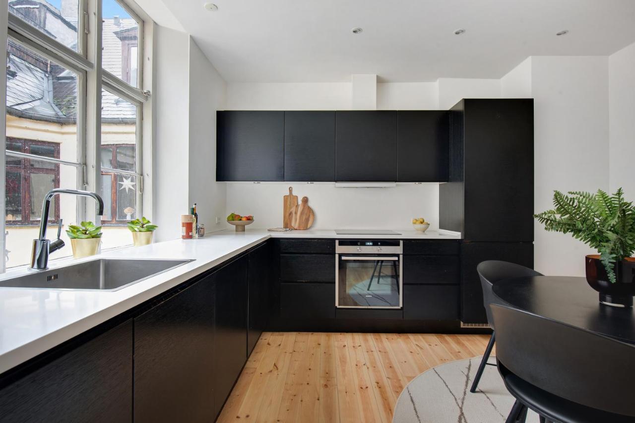Sanders Square - Spacious Six-Bedroom Apartment Near Amalienborg Kopenhagen Exterior foto