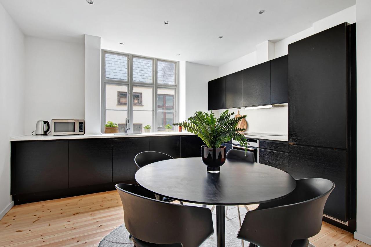 Sanders Square - Spacious Six-Bedroom Apartment Near Amalienborg Kopenhagen Exterior foto