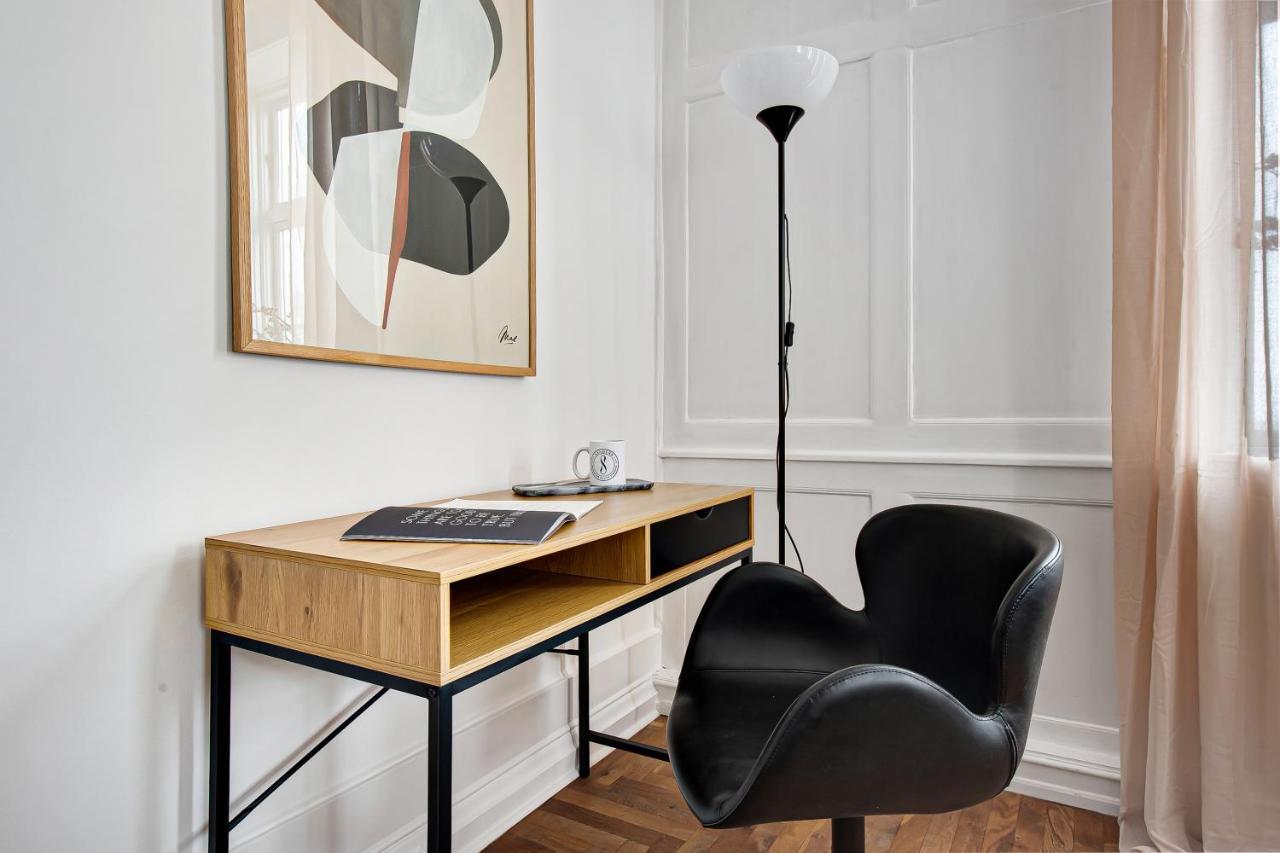 Sanders Square - Spacious Six-Bedroom Apartment Near Amalienborg Kopenhagen Exterior foto