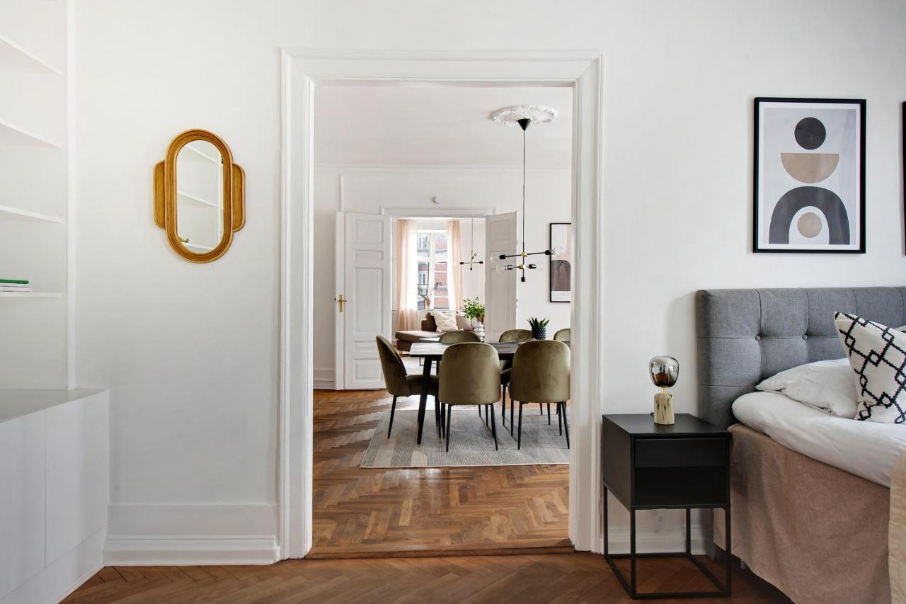 Sanders Square - Spacious Six-Bedroom Apartment Near Amalienborg Kopenhagen Exterior foto