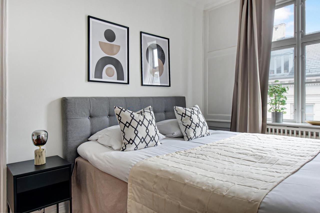 Sanders Square - Spacious Six-Bedroom Apartment Near Amalienborg Kopenhagen Exterior foto